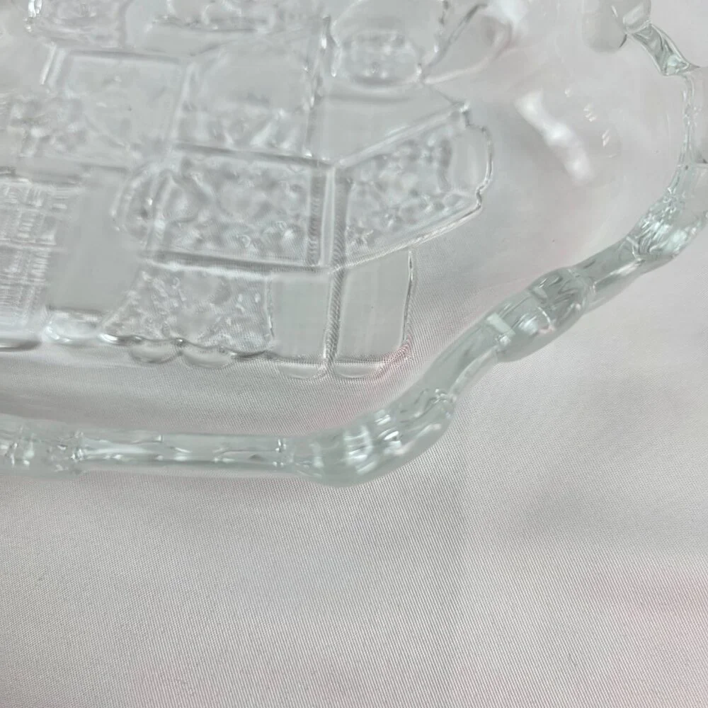 Mikasa Celebrations Carolers Collection Candy Sweets Dish 8 1/2 Inches